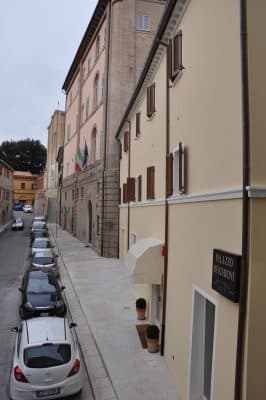 Realizzazioni - Palazzo Ruschioni Camerano